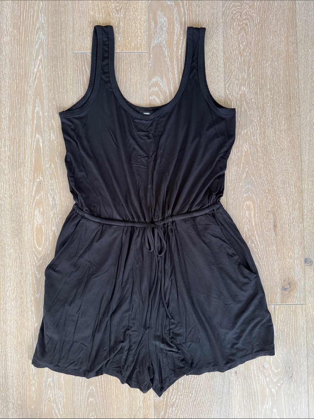 EXPRESS Women’s Black Sleeveless Drawstring One-Piece Romper. Size Medium.
